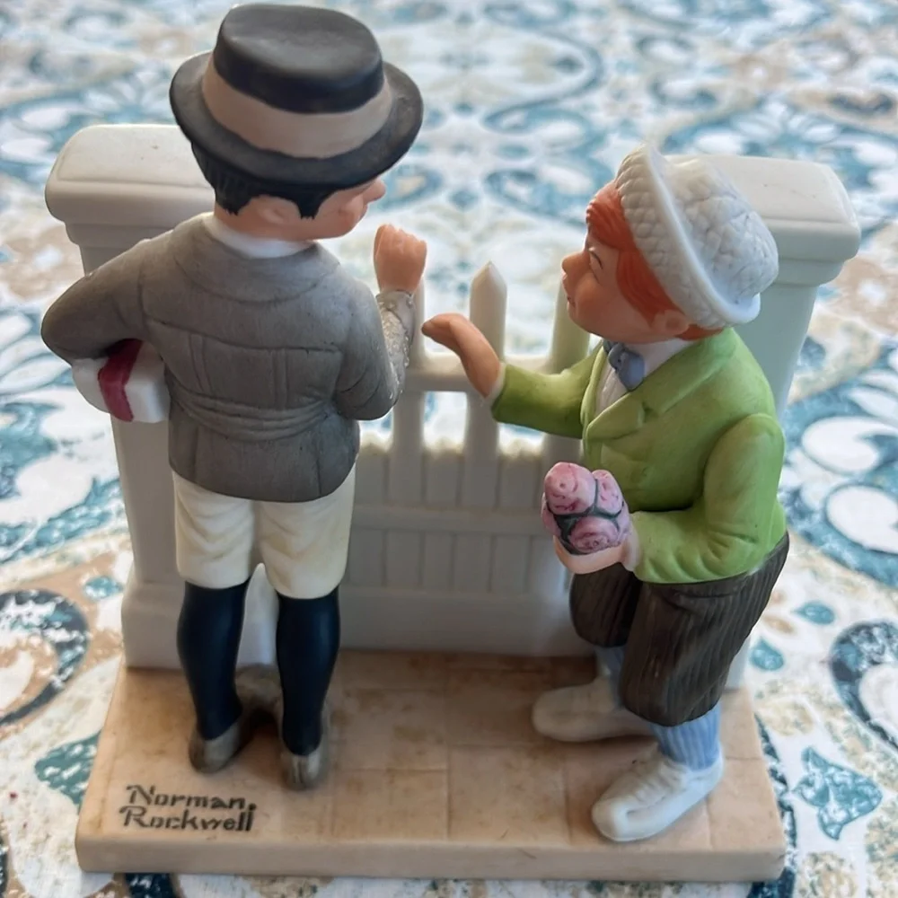 The Rivals figurine by Norman Rockwell